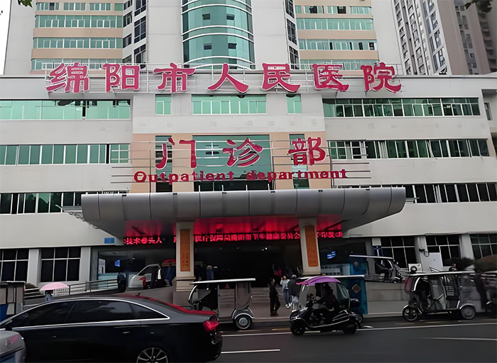 綿陽涪城區人民醫院采用名科ICU探視系統設備